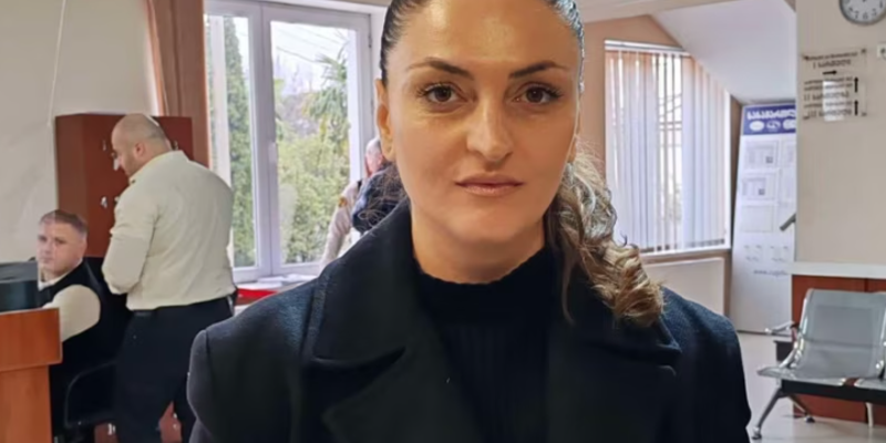 Зугдидский суд оштрафовал гражданскую активистку за использование пиротехники