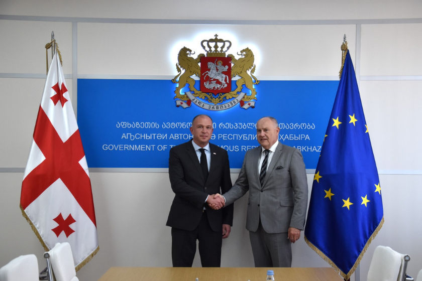 ლევან მგალობლიშვილი ჩეხეთის რესპუბლიკის საგანგებო და სრულუფლებიან ელჩს შეხვდა