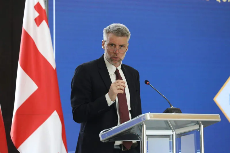 "საერთაშორისო თანამეგობრობის წარმომადგენლები შეიკრიბნენ საქართველოსთვის უპრეცედენტო ფინანსური ხელშეწყობის პაკეტის შესამუშავებლად"