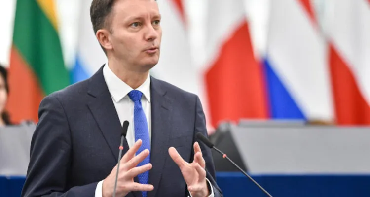 Евродепутат: Россия может угрожать демократическому процессу в любой стране