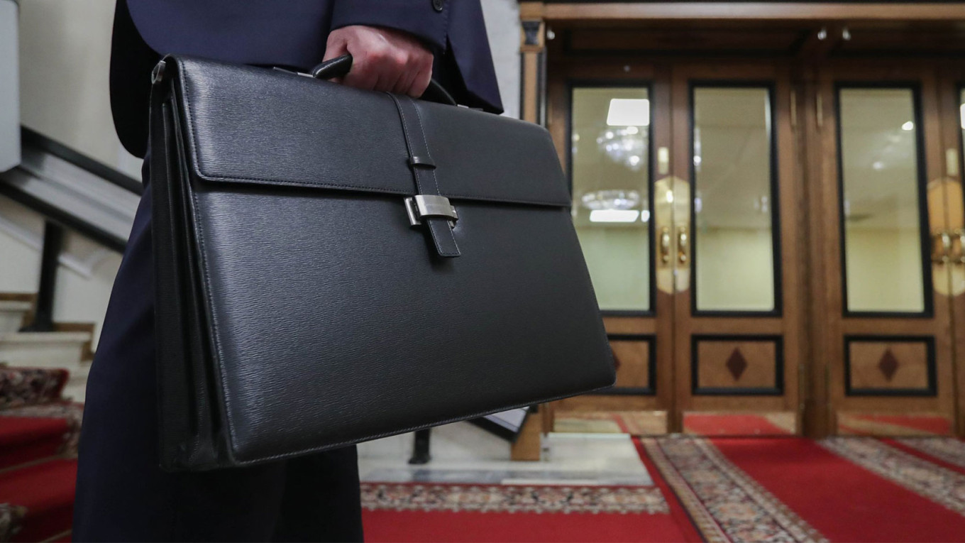 ЕС запретит российским дипломатам свободно ездить по Шенгенской зоне
