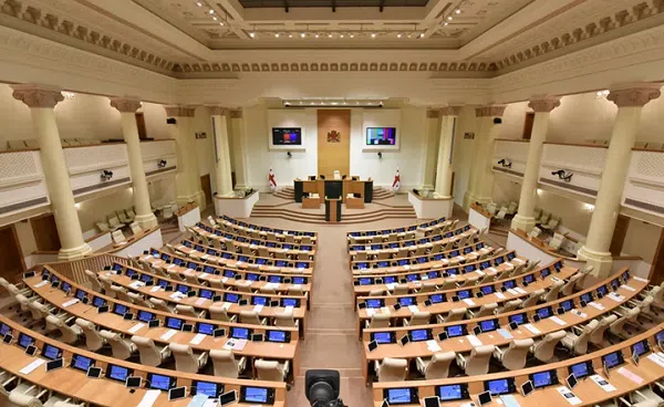 პარლამენტმა 2023 წლის ბიუჯეტი დაამტკიცა