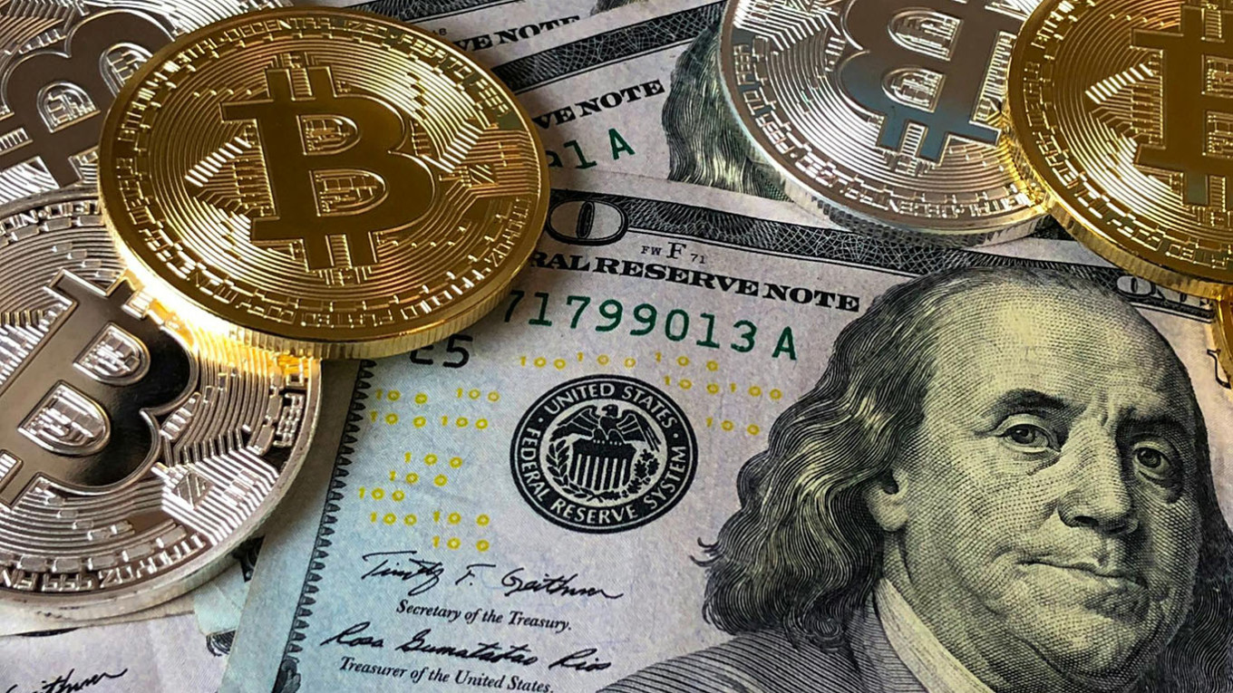 Курс биткойна упал после объявления Трампа о создании криптовалютного резерва