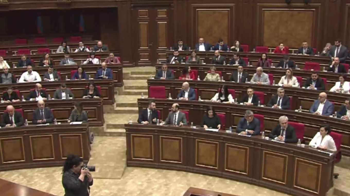 სომხეთის ხელისუფლებამ პუტინის დაკავება გადაიფიქრა