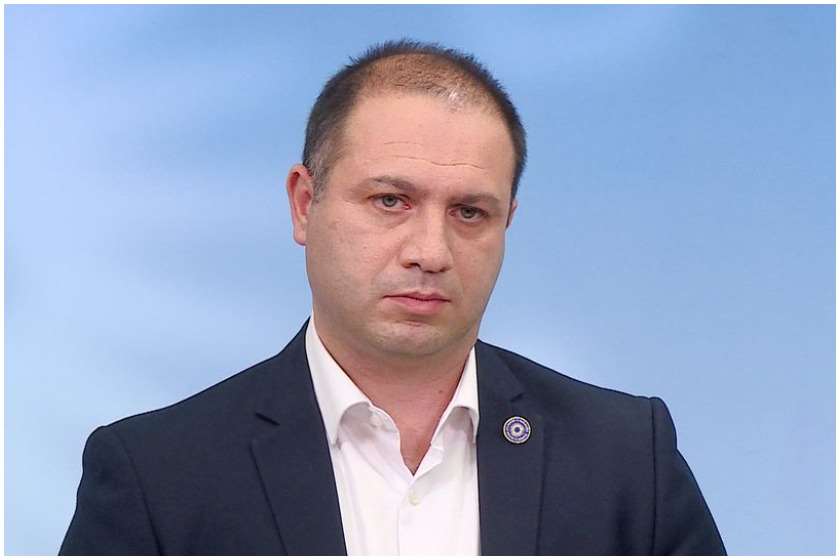 „ქართული ოცნების“ დეპუტატი გივი მიქანაძე ვადამდელი არჩევნების პირობას ასახელებს