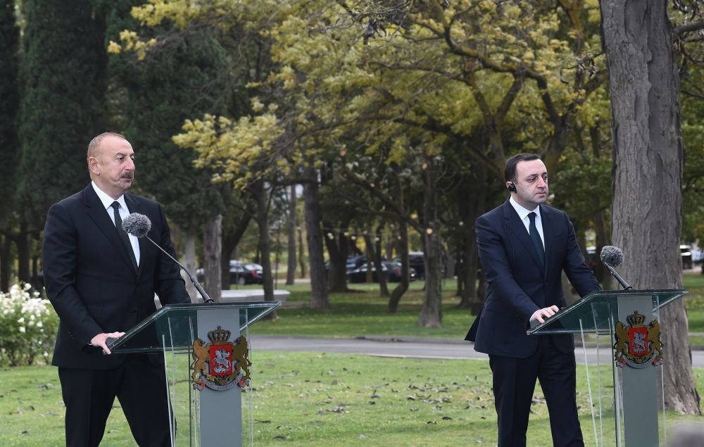 Azerbaijan plans to export electricity through Georgia