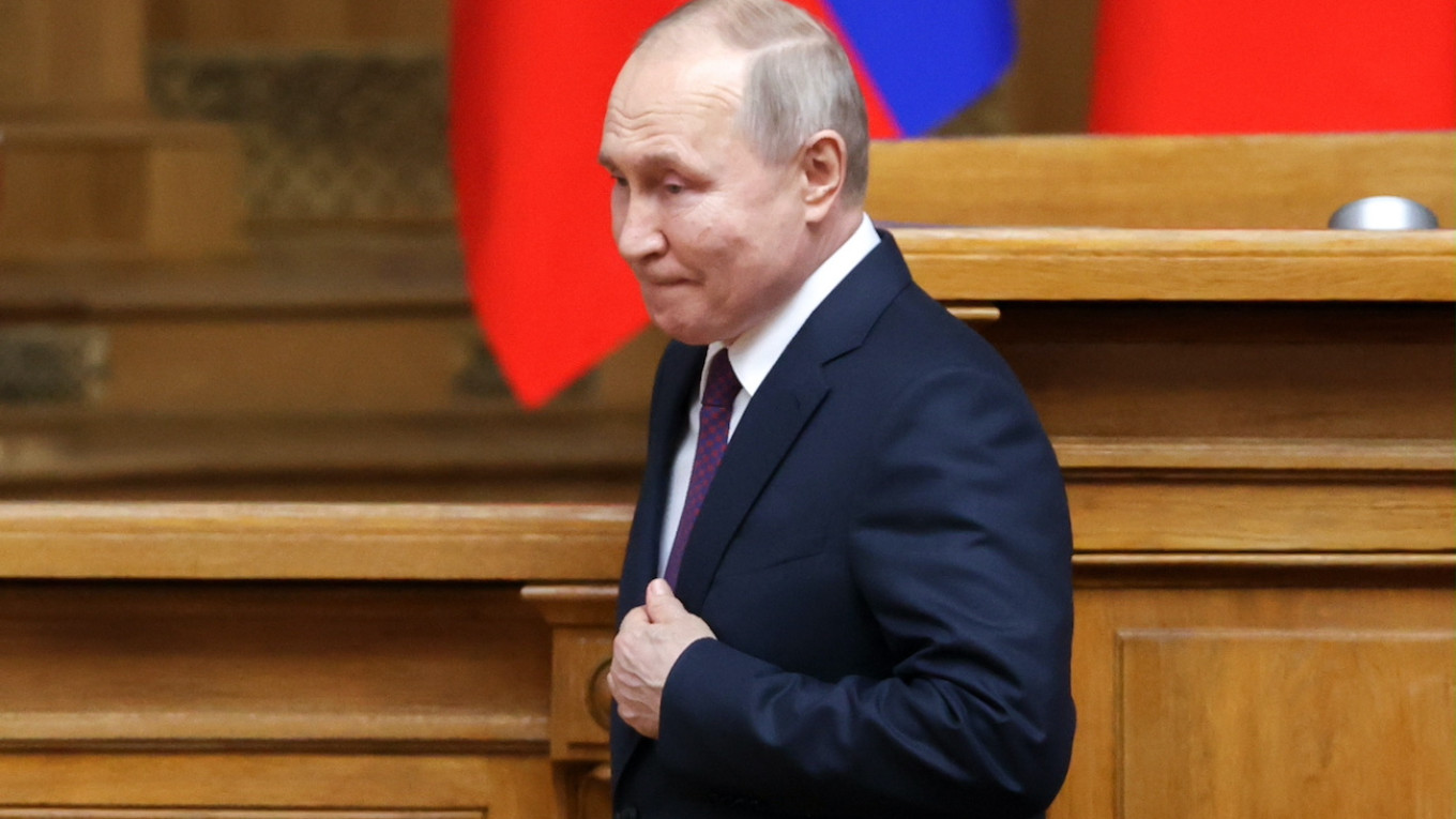 «Поход „Вагнера“ создал проблему». Путин отложил решение о поездке на саммит БРИКС после мятежа Пригожина