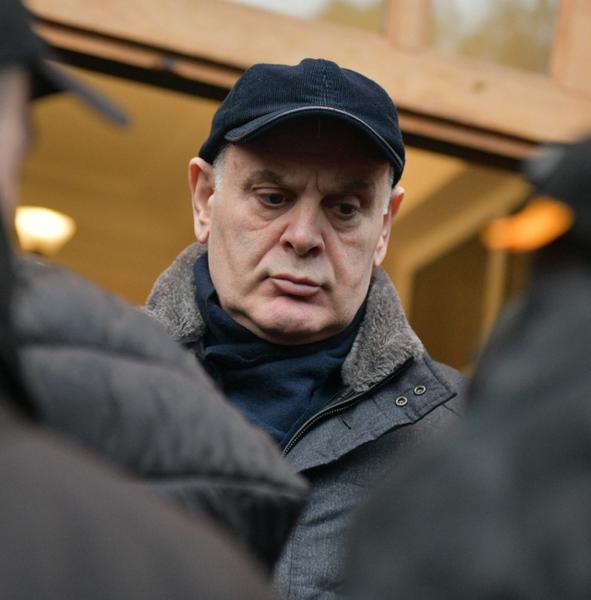 Аслан Бжания подписал новое распоряжение о мерах по защите от COVID-19