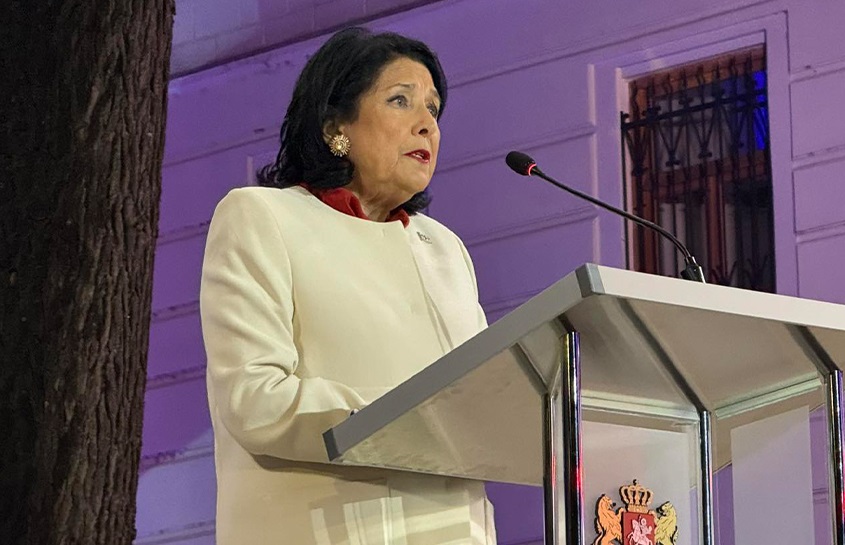 პრეზიდენტმა სამოქმედო გეგმა - „ქართული ქარტია” წარადგინა და პოლიტიკურ პარტიებს მის ირგვლივ შეჯერებას სთავაზობს