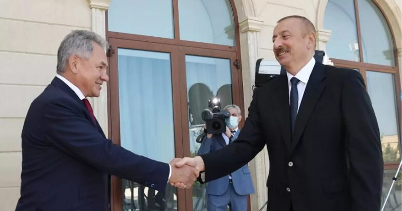 შოიგუ თეირანიდან ბაქოში ჩავიდა