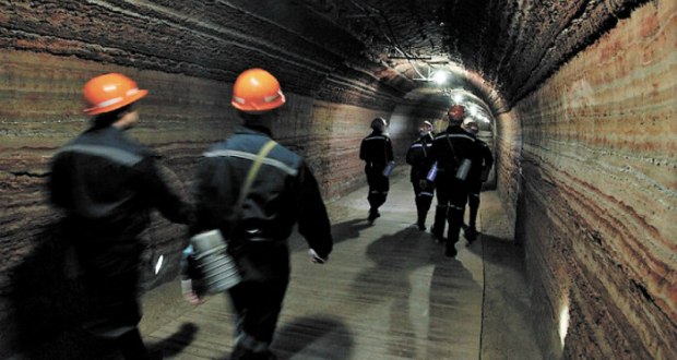 ტყიბულელმა მეშახტეებმა მუშაობა შეაჩერეს