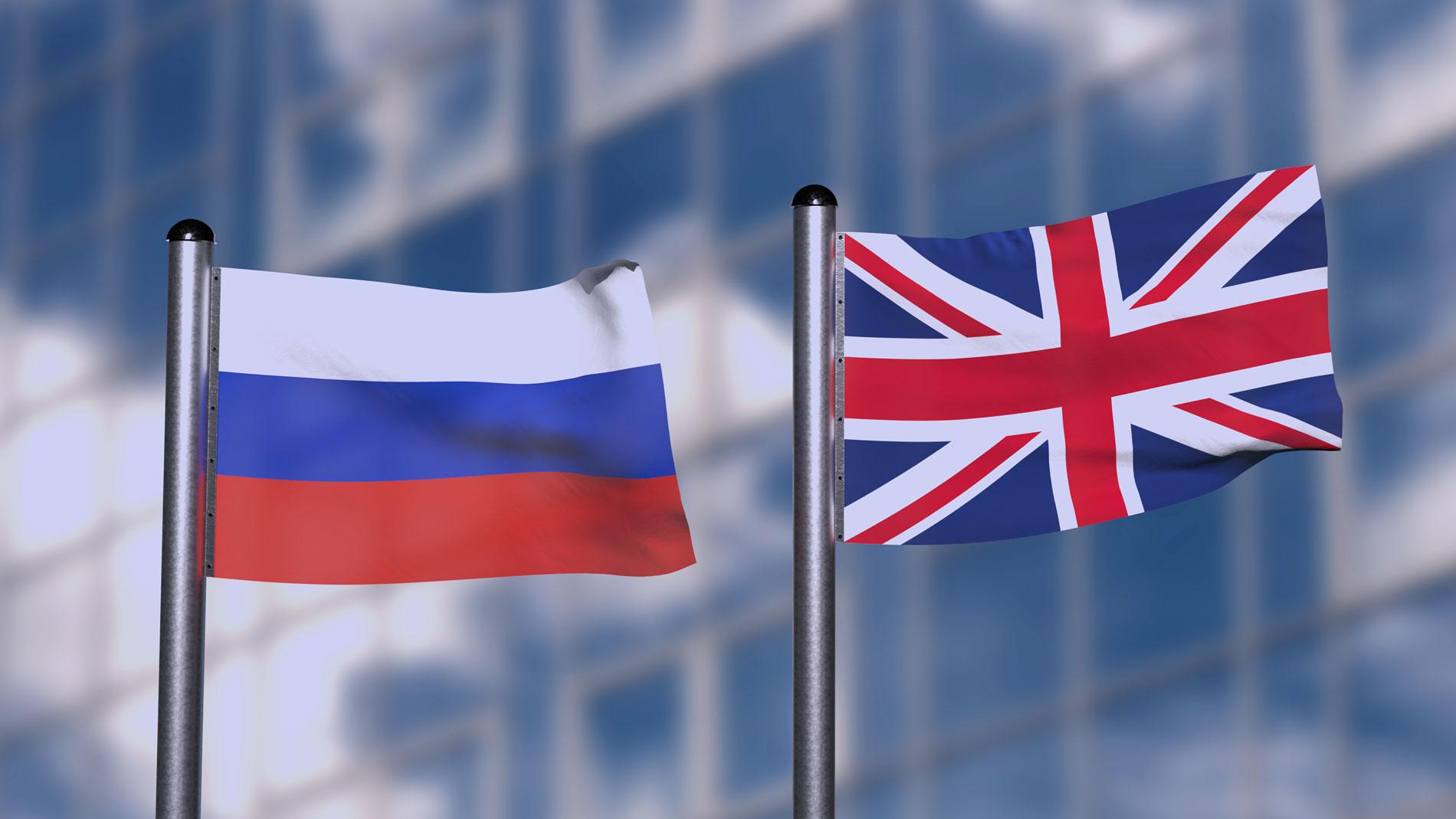 Британия потребовала регистрации от каждого, кто работает на Россию
