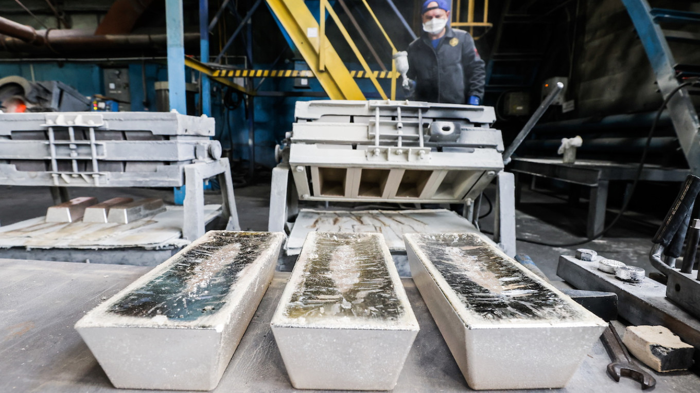 Китай может получить контроль над добычей серебра в России