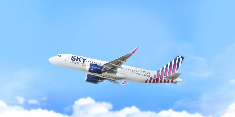 Sky Express с ноября приступает к полетам Афины-Тбилиси