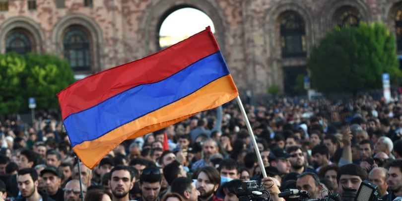 ერევანში, საპროტესტო აქციებზე 400-ზე მეტი ადამიანი დააკავეს