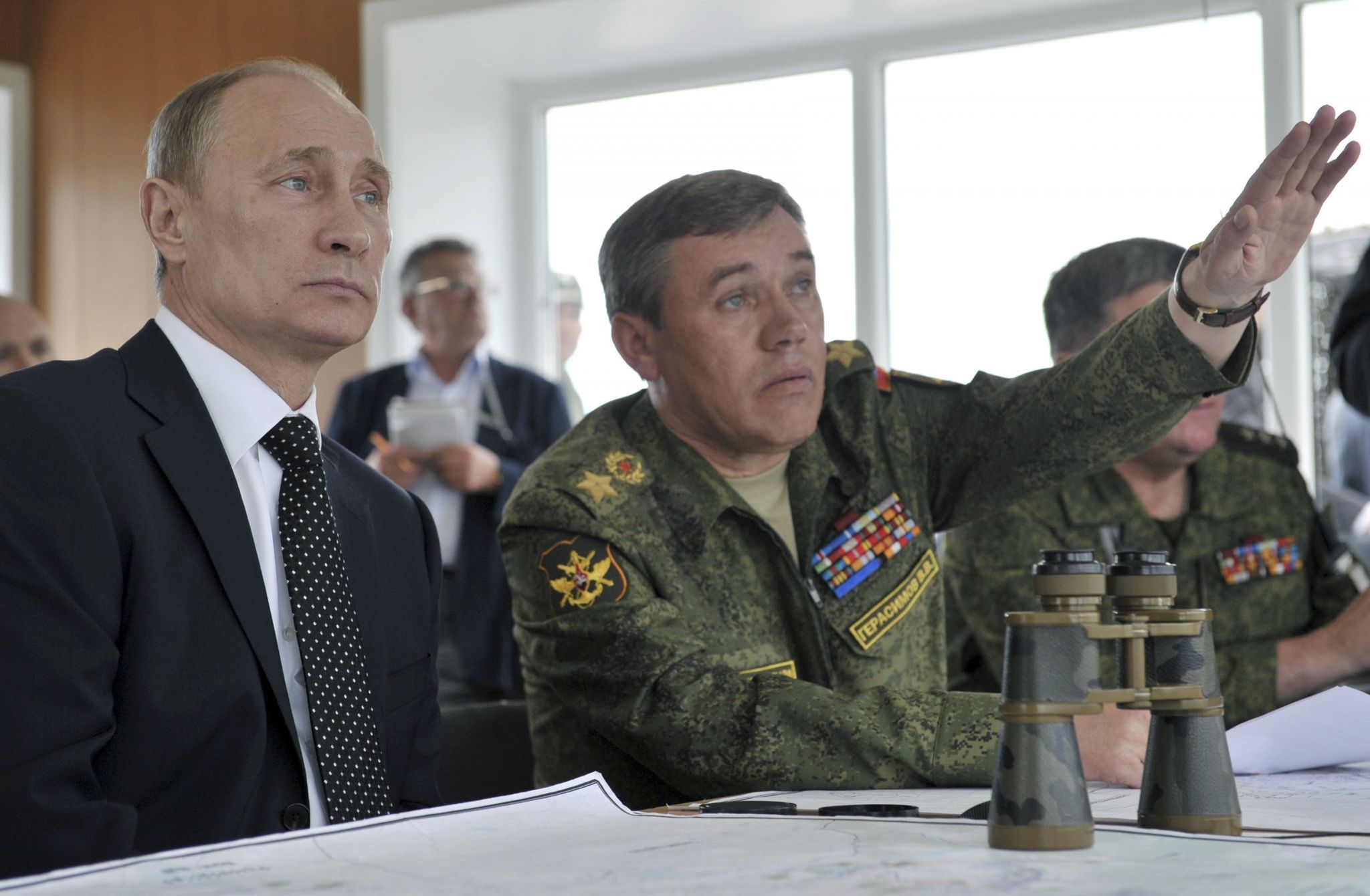 Как Россия воюет на суше, в небе, на море и в информационном пространстве