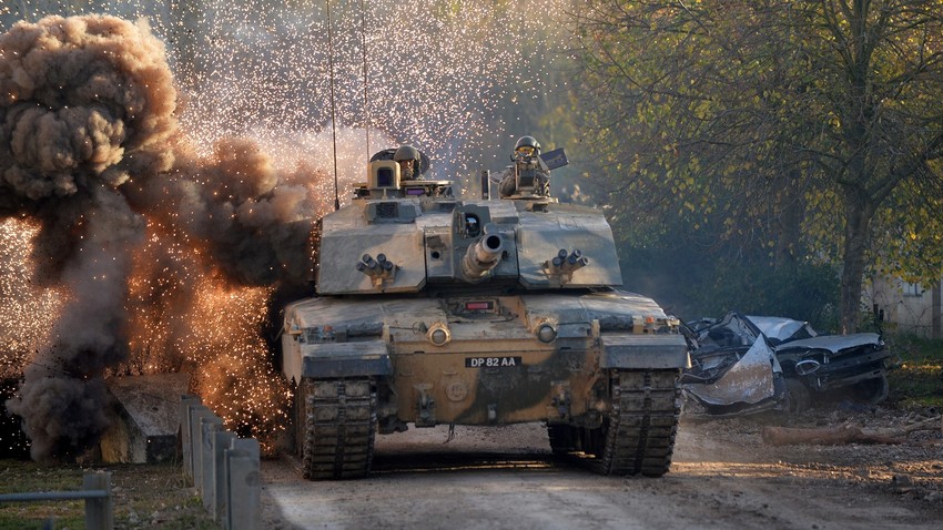 UK defense minister sets out further military aid package to Ukraine