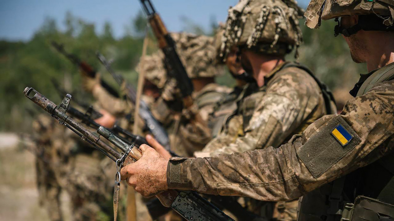 Украина категорически отказалась сокращать армию ради сделки с Путиным