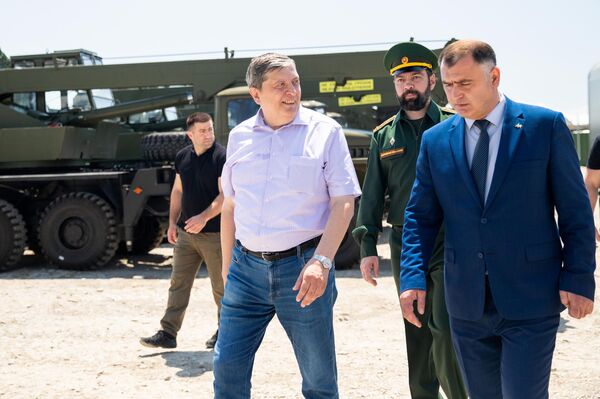 რუსეთმა ცხინვალის "თავდაცვის სამინისტროს" სამხედრო ტექნიკა გადასცა