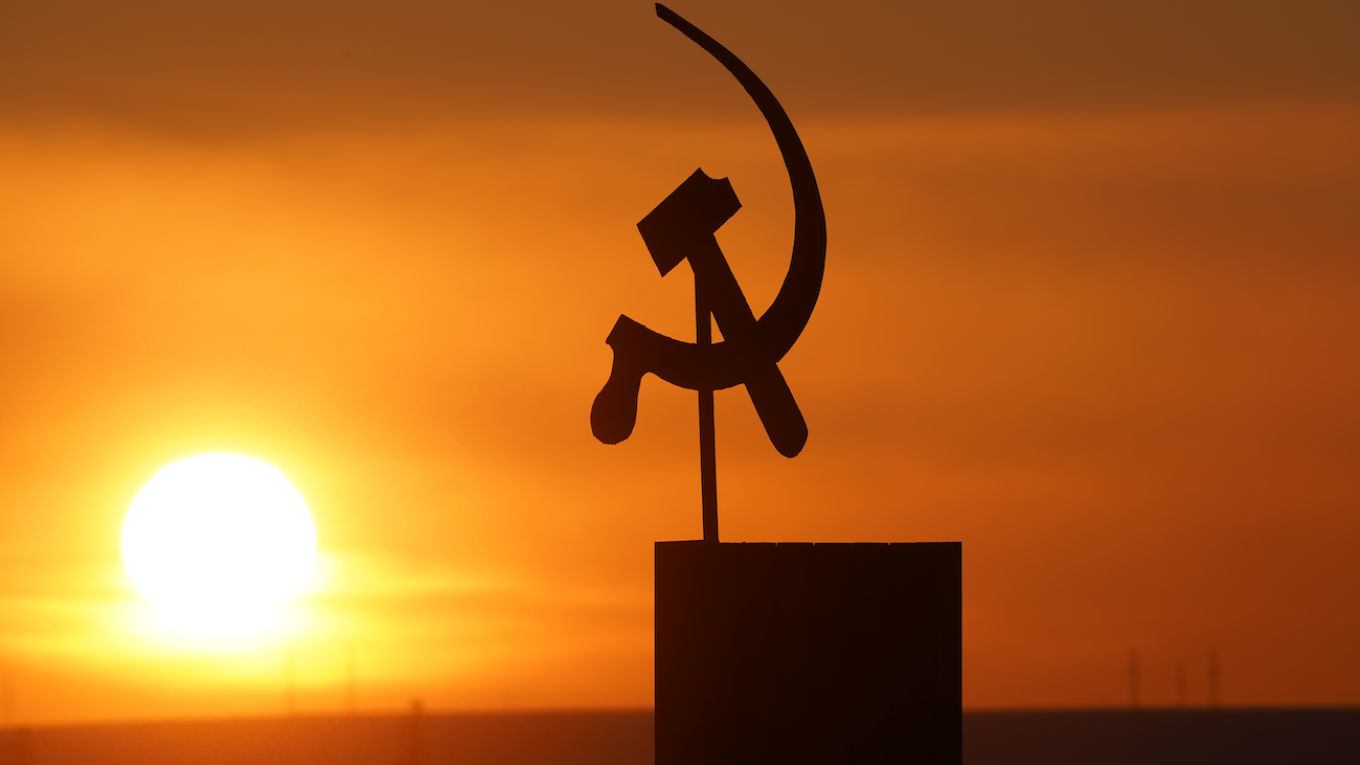 Доля россиян, желающих жить в СССР, упала до минимума в современной истории