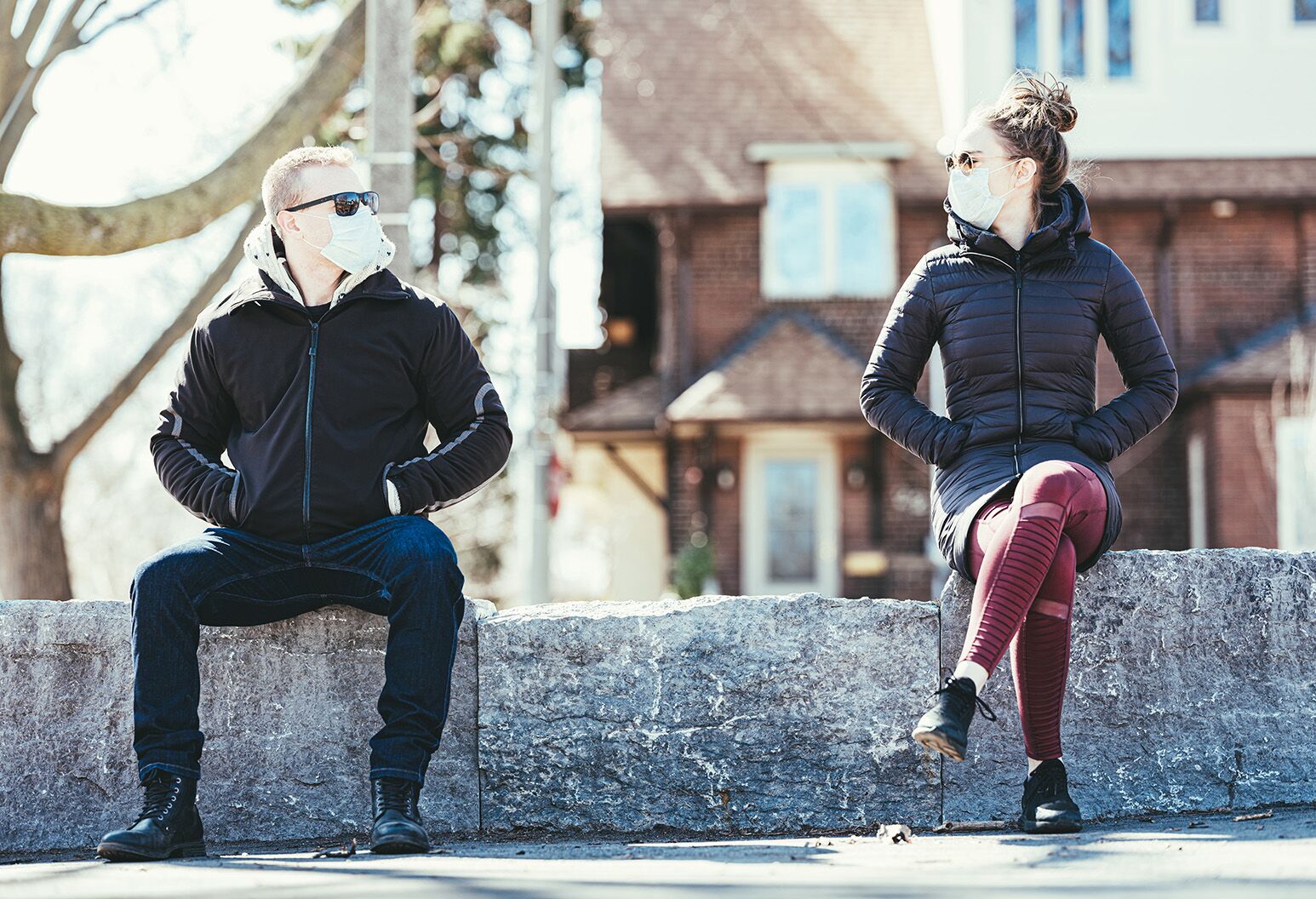 კვლევა – რამდენი პროცენტით ამცირებს Covid-19–ით ინფიცირების რისკს სოციალური დისტანცირება, პირბადე და სახის ფარი