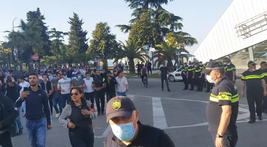 ბათუმში აქცია დაკავებებით დასრულდა